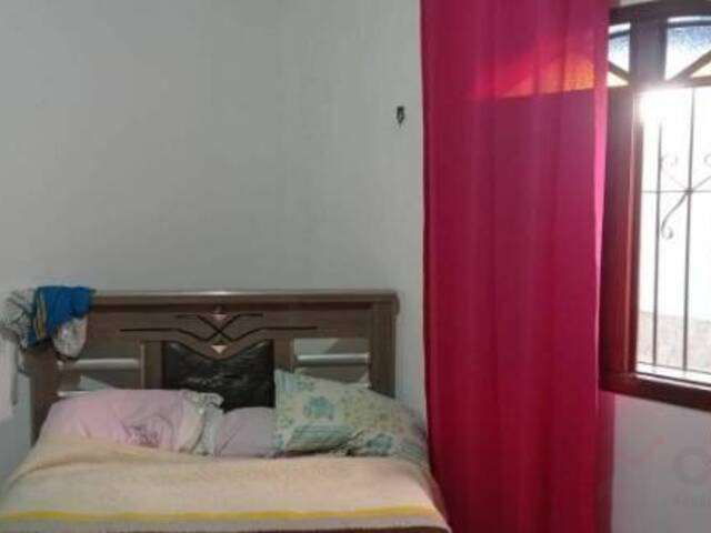 Casa para Venda em São José dos Campos - 5