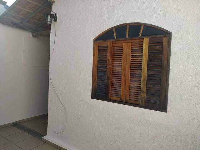Casa para Venda em São José dos Campos - 4