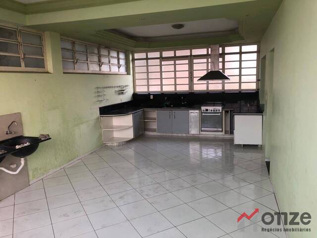 #511 - Casa para Locação em São José dos Campos - SP - 2