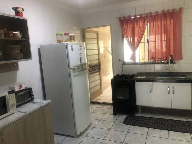 Casa para Venda em São José dos Campos - 4