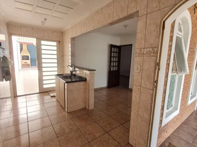 Casa para Venda em São José dos Campos - 4