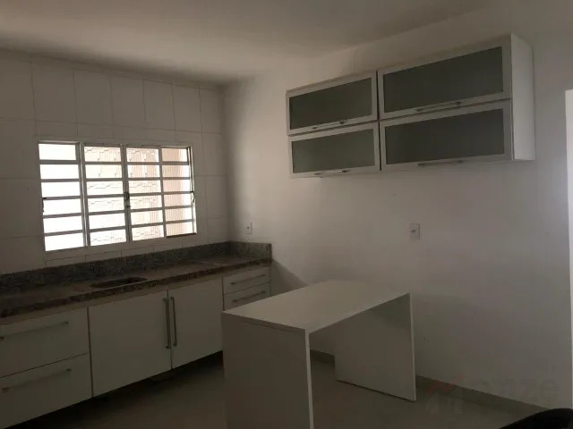 Sobrado para Venda em São José dos Campos - 5