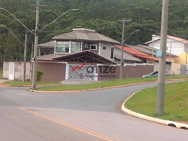 #696 - Sobrado para Venda em São José dos Campos - SP - 2