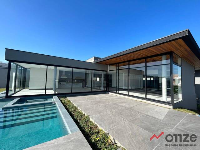 #644 - Casa para Venda em São José dos Campos - SP