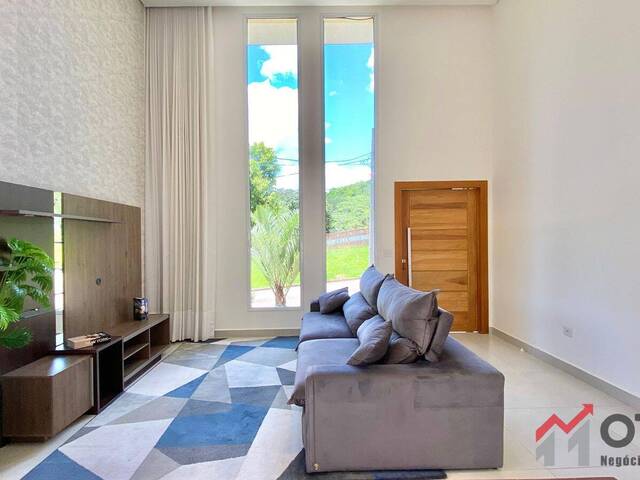 #722 - Casa para Venda em Caçapava - SP - 2