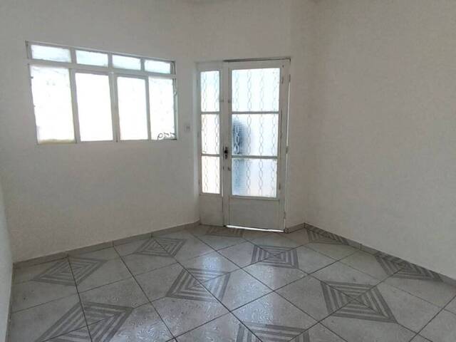 Casa para Venda em São José dos Campos - 4