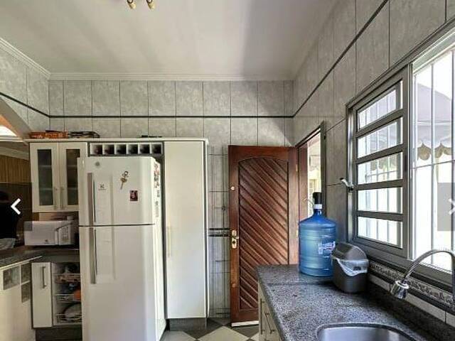 Casa para Venda em São José dos Campos - 5