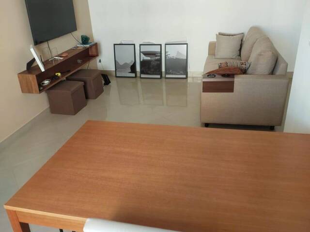 Apartamento para Venda em São José dos Campos - 2