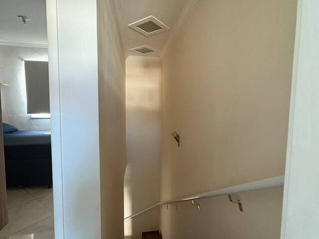 Casa para Venda em São José dos Campos - 3
