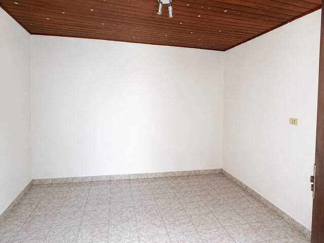 Casa para Venda em São José dos Campos - 5